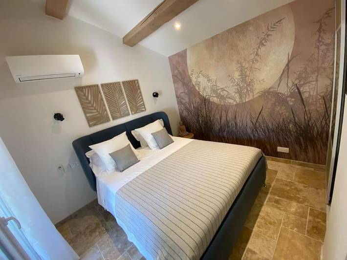 Gîte pour 4 personnes, avec jardin à Saze