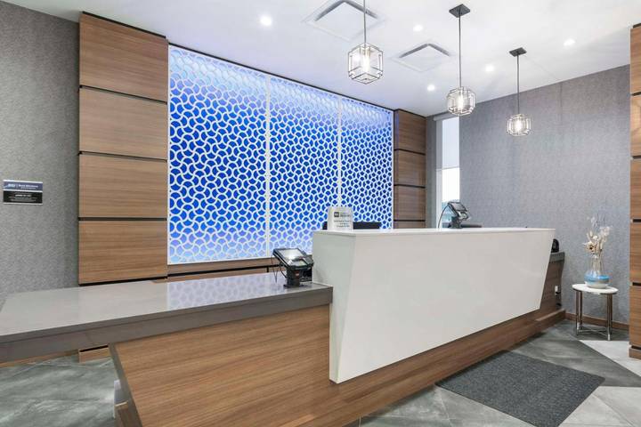 Hôtel pour 3 personnes, avec terrasse ainsi que jacuzzi et piscine à Vernon - 2