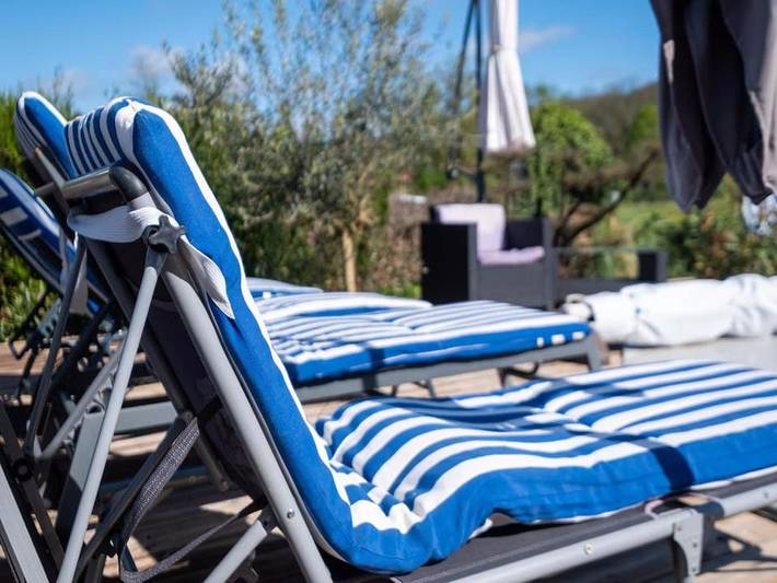 Location de vacances pour 4 personnes, avec piscine ainsi que jardin et vue à Saint-Léon-sur-Vézère - 4