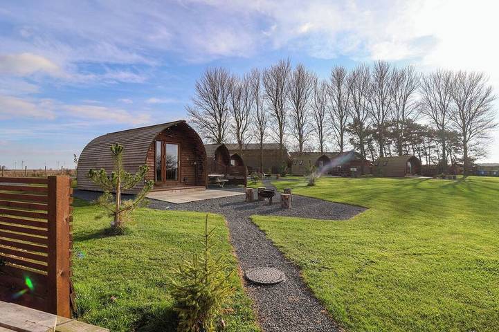 Cottage for 4 people, with hot tub and garden in Yorkshire