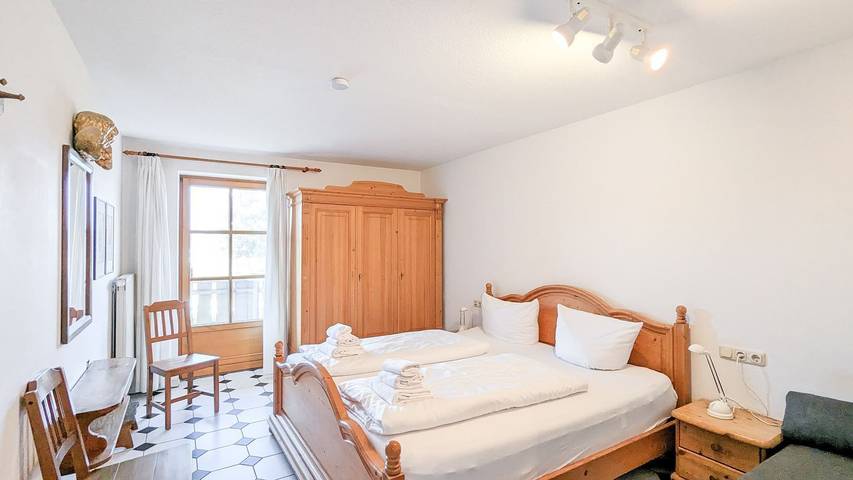 Ferienwohnung für 2 Personen, mit Balkon und Ausblick in Schwangau - 4