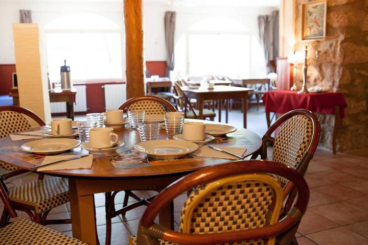 Hôtel pour 5 personnes, avec piscine ainsi que jardin et vue, animaux acceptés à Valgorge - 2