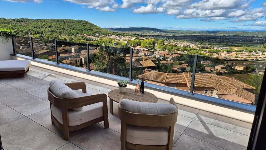 Gîte pour 2 personnes, avec piscine et jardin ainsi que sauna et jacuzzi à Langlade - 4