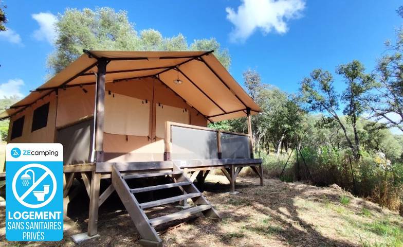 Camping pour 5 personnes, avec jacuzzi et bassin pour enfant à Olmeto
