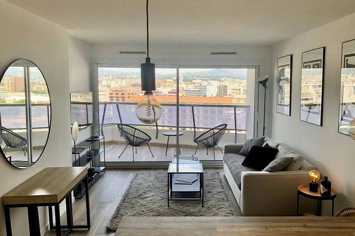 Gîte pour 4 personnes, avec Balcon dans Palais des Congres Parc Chanot
