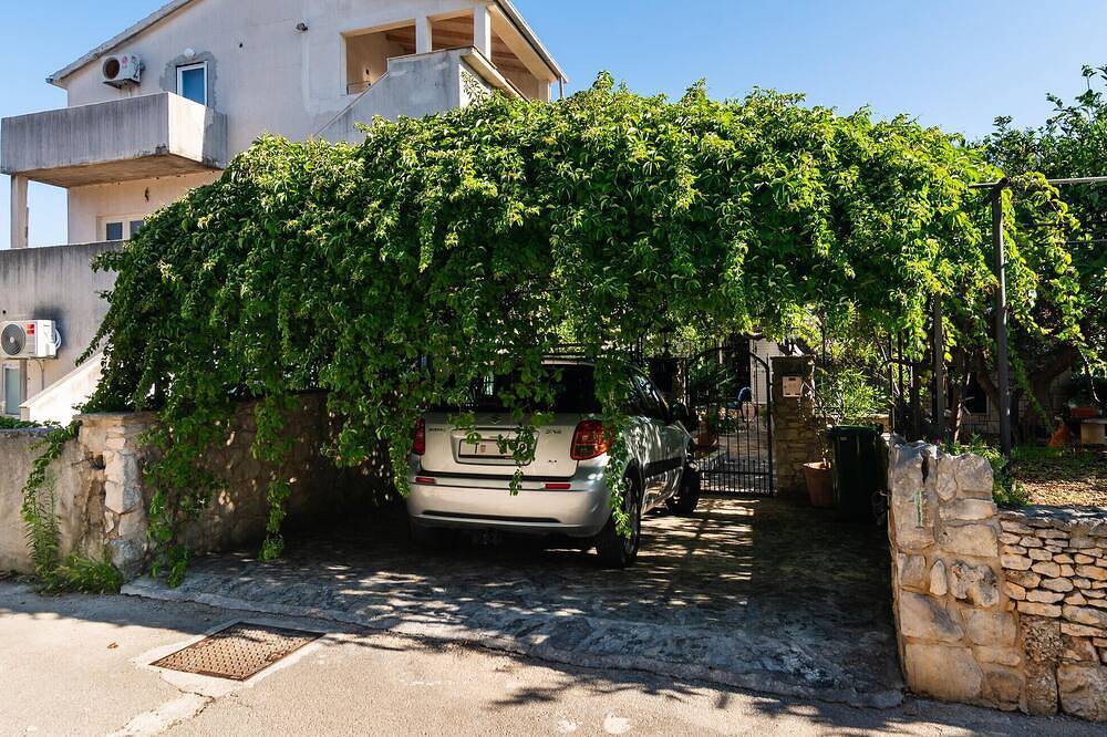 Apartamento entero, Increíble apartamento en Supetar con Wifi in Supetar, Brac