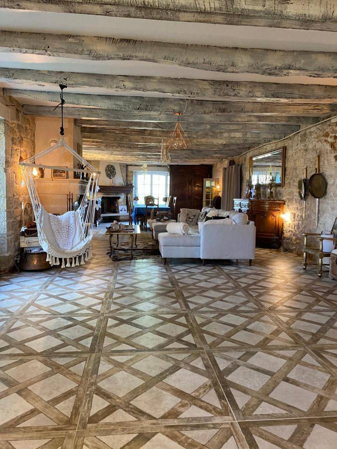 Location de vacances pour 2 personnes, avec terrasse ainsi que jardin et vue dans Les Pechs-du-Vers - 2