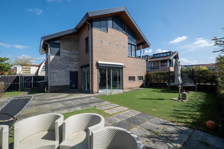 Casa de vacaciones para 10 personas, con terraza y vistas - 1