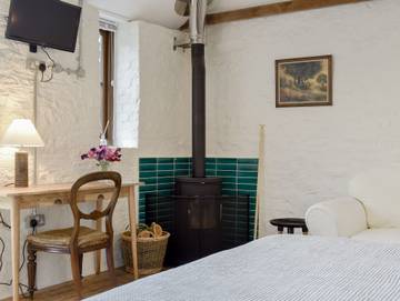 Log Cabin for 2 People in St Cuthbert Out, Somerset, Photo 1