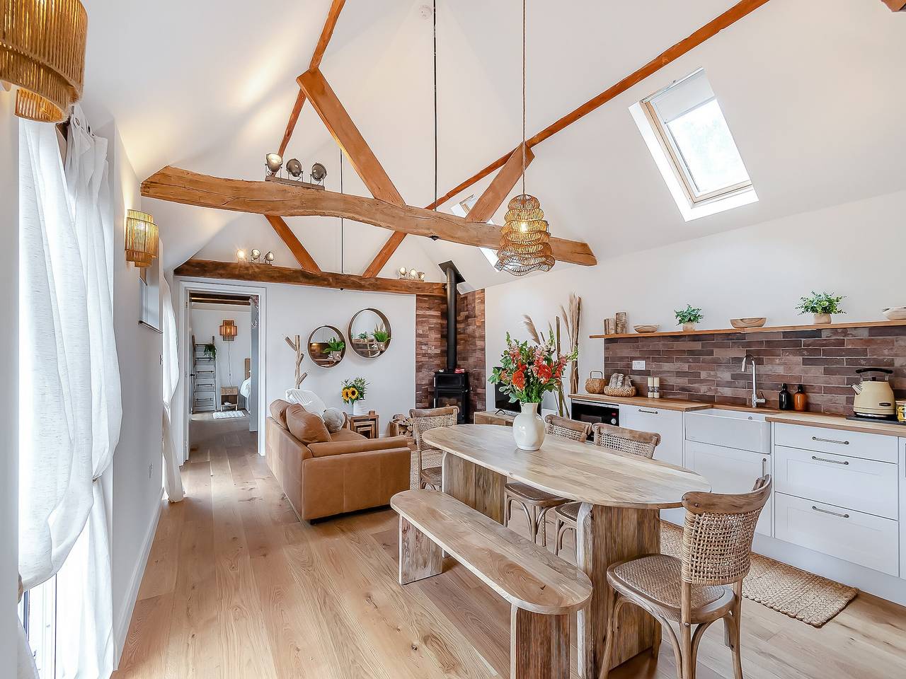 Weston Cottage - Uk50016 in Woking, Surrey