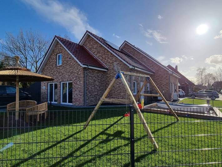 Ferienhaus für 10 Personen, mit Terrasse und Garten sowie Sauna und Seeblick in Hohenkirchen (Wangerland) - 2