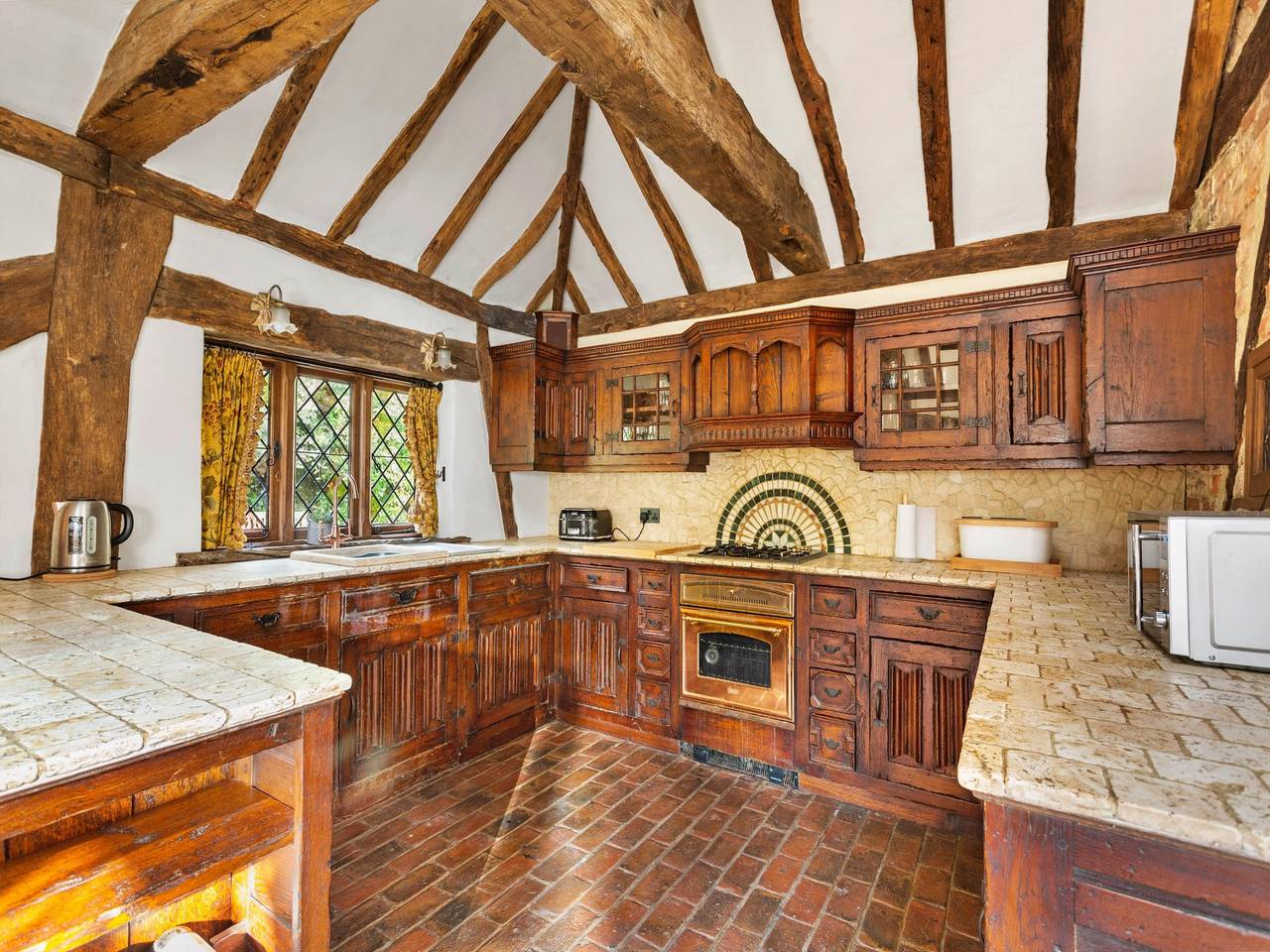 Hütte in Crawley Down mit Whirlpool & Tennis in Worth (West Sussex), West Sussex