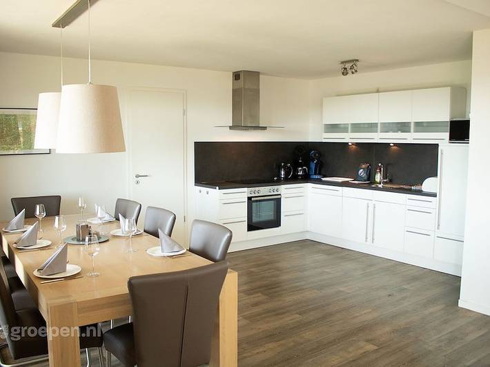 Ferienhaus für 8 Personen, mit Terrasse und Balkon/Terrasse sowie Sauna im Sauerland - 4