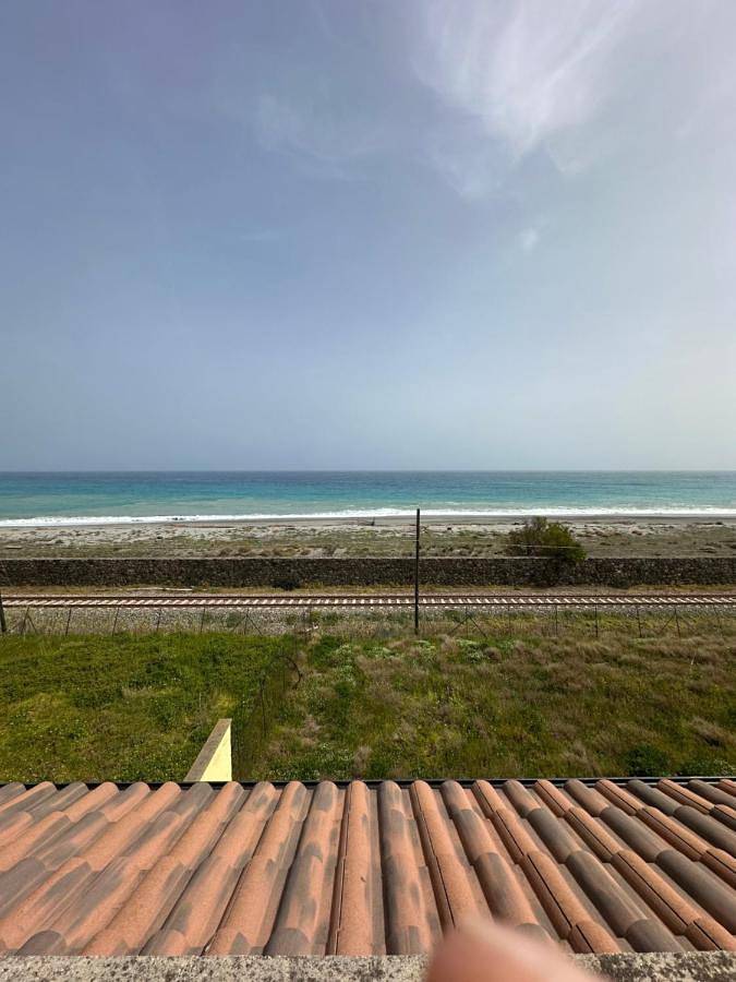 Location de vacances pour 6 personnes, avec terrasse et vue à Bianco (homonymie) - 3