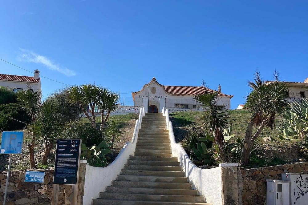 Ganze Wohnung, Casa rustica, Wohnung mit Balkon in Bordeira, Naturpark Südwest-Alentejo und Costa Vicentina