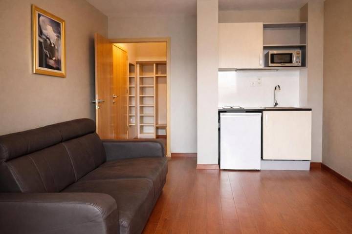 Location de vacances pour 2 personnes, avec terrasse à Picherande - 3