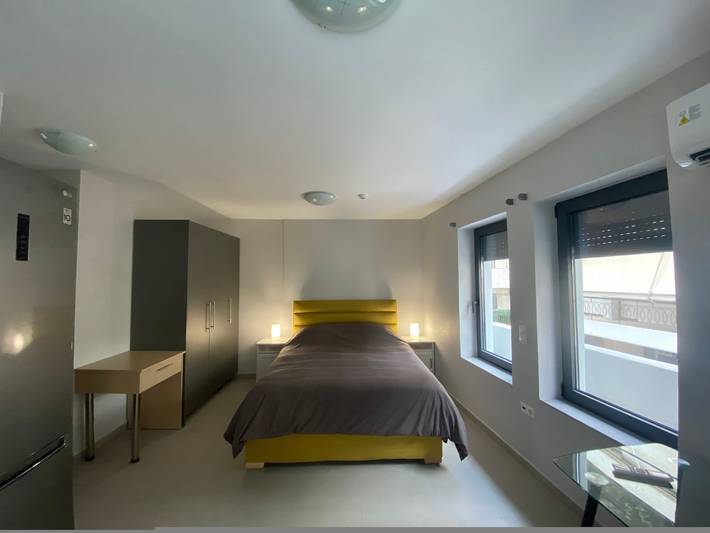 Estudio entero, Studio with balcony in Sección central de Atenas, Atenas