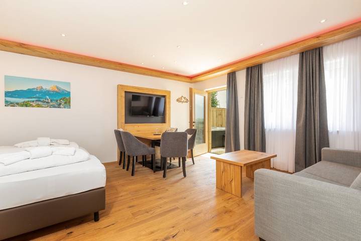 Ferienwohnung für 6 Personen, mit Ausblick und Terrasse sowie Sauna, mit Haustier - 1
