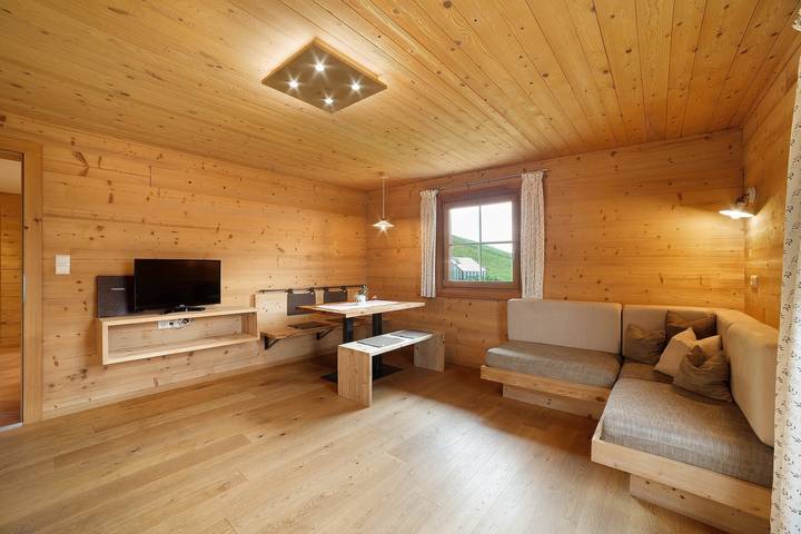 Ferienwohnung für 3 Personen, mit Balkon und Garten in Südtirol - 2