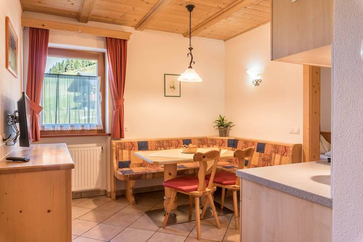Ferienwohnung für 4 Personen, mit Garten in Alta Badia - 3