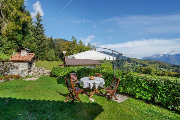 Chalet per 6 persone, con Balcone e Giardino