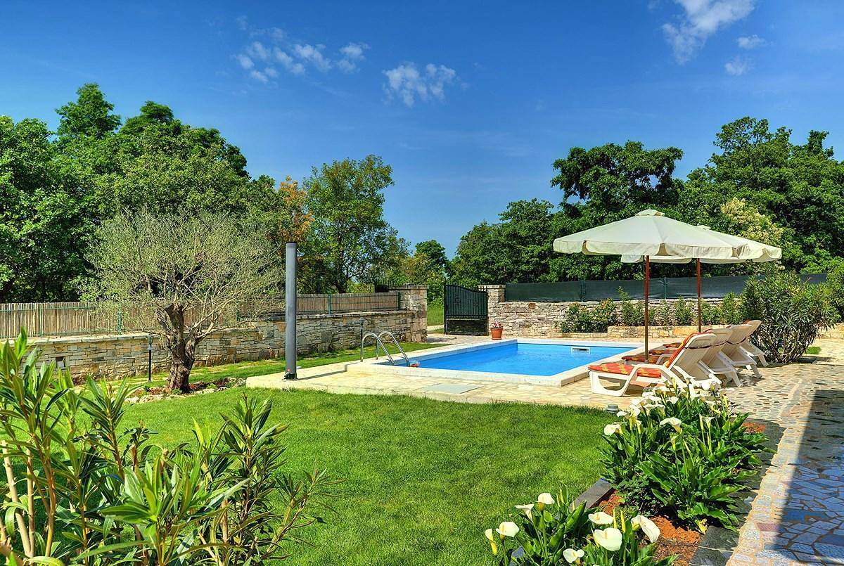 Ferienhaus mit Privatpool für 8 Personen ca. 100 qm in Juršići, Istrien (Binnenland von Istrien) in Jursici, Zentralistrien