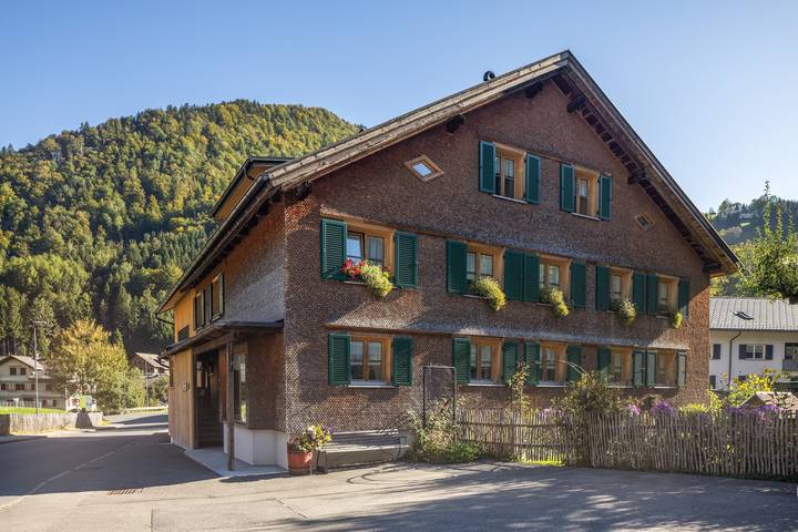 Ganze Wohnung, Ferienwohnung 'Hangspitz' mit Gemeinschaftsgarten und Wi-Fi in Bregenzerwald (Vorarlberg), Mellau