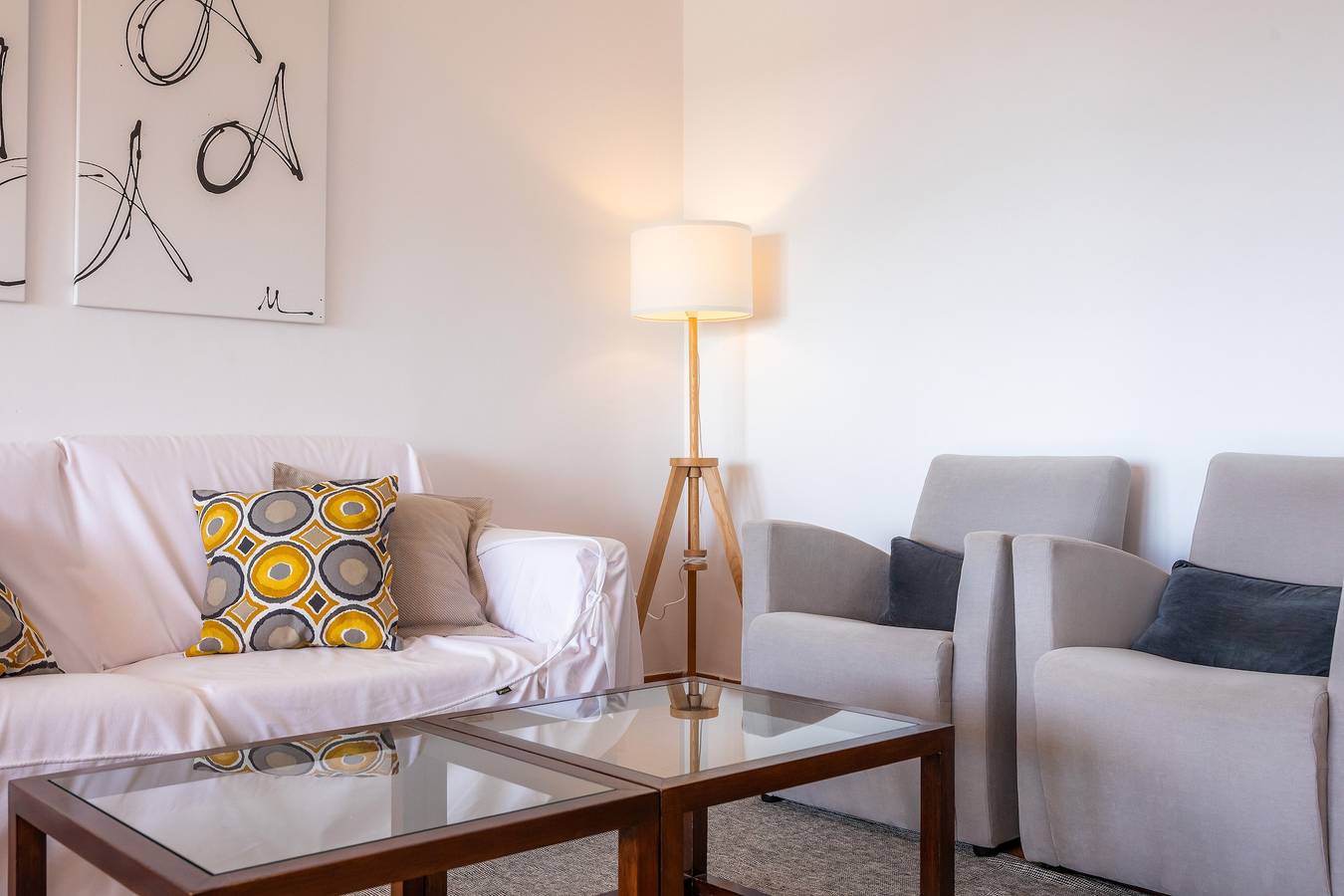 Apartamento entero, Apartamento vacacional 'Es Port' cerca de la playa con vistas al mar, terraza y Wi-Fi in Cala Rajada, Capdepera