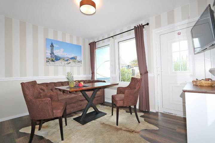 Bungalow für 2 Personen, mit Garten