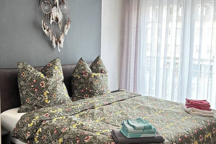 Ganze Wohnung, Full City Apartment
am Spittel (Platz) Fußgängerzone Ideal für Paare in Bitburg, Eifelkreis Bitburg-Prüm