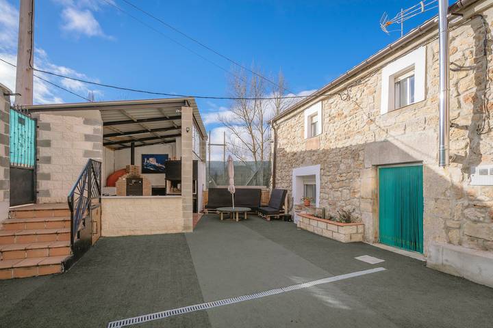 Casa de vacaciones para 8 personas, con jardín, Se admiten mascotas en Provincia de Burgos