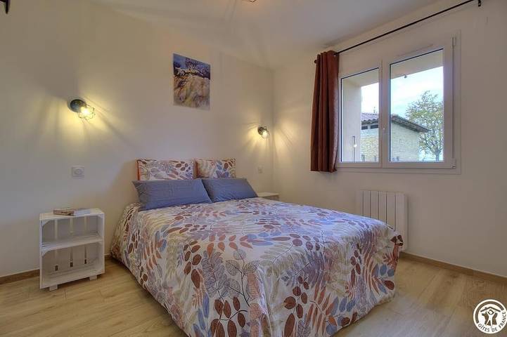 Location de vacances pour 12 personnes, avec jardin à Saint-Bénigne - 2