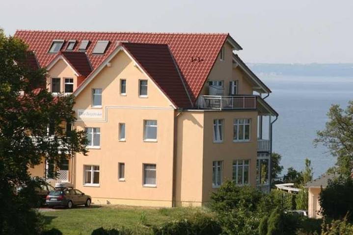 Ferienhaus mit Meerblick für 4 Personen, mit Balkon in Göhren