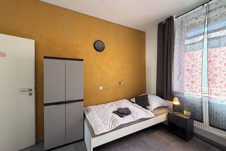 Ganze Wohnung, 3Br-Apartment Gelsenkirchen Zentral - mit kostenlosen Park Möglichkeiten. in Gelsenkirchen, Ruhrgebiet
