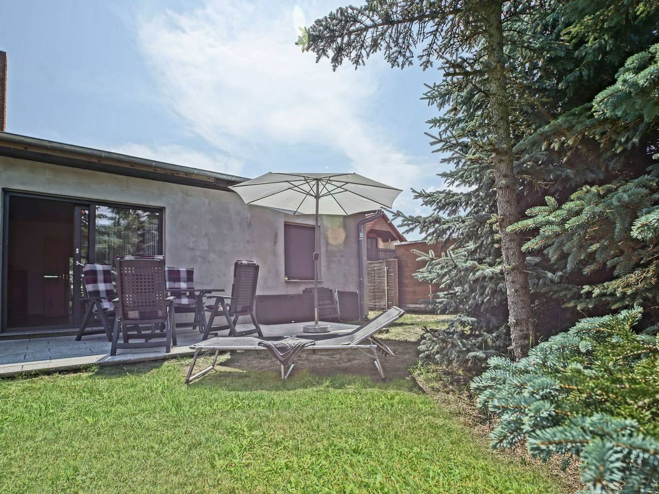 Mit Garten, Grill und Terrasse in Mönkebude, Vorpommern Greifswald