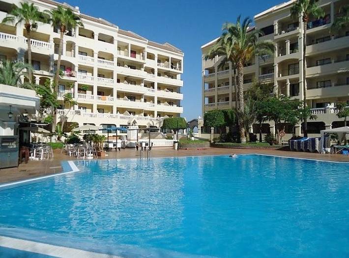 Apartahotel para 5 personas, con Terraza y Jardín además de Piscina para niños y Piscina en Los Cristianos