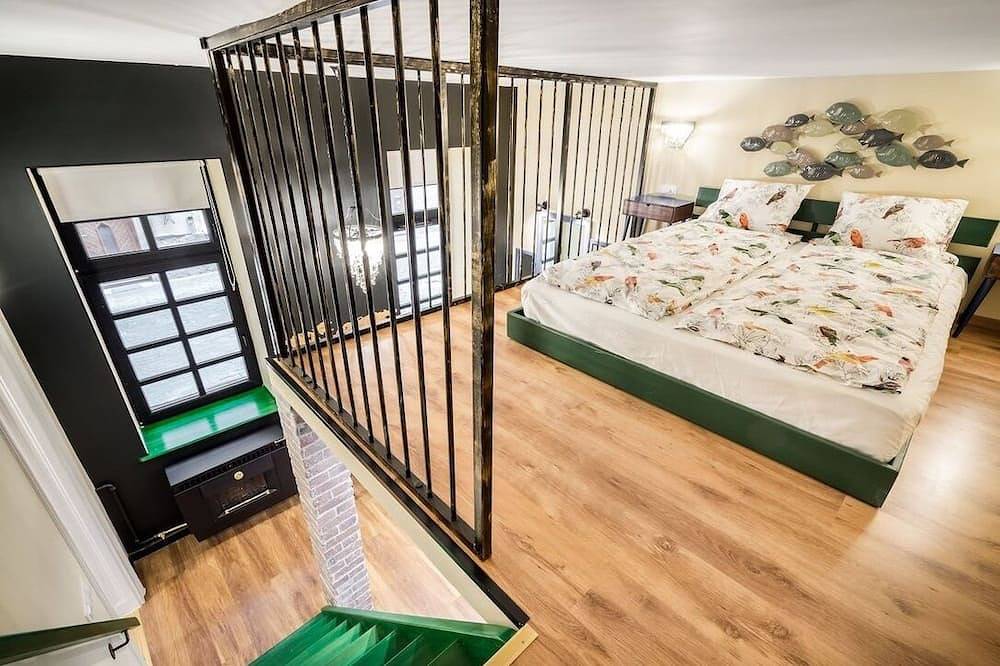 Unique & Stylish - Home of Traveler in City Center in Budapest, Central Hungary