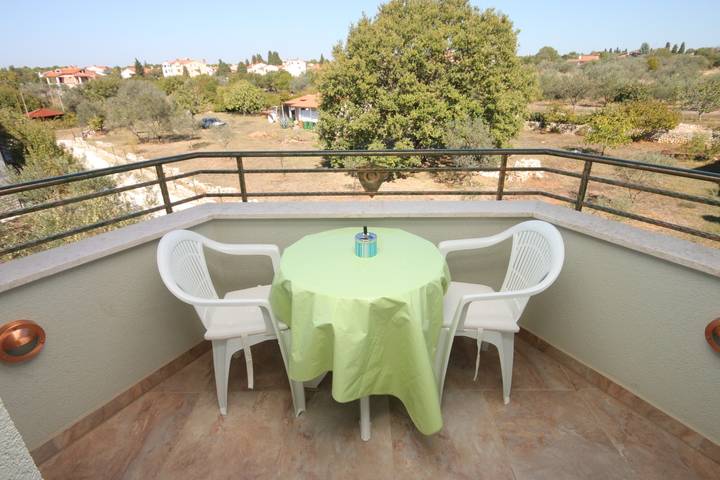 Ferienwohnung für 3 Personen, mit Balkon/Terrasse in Fazana