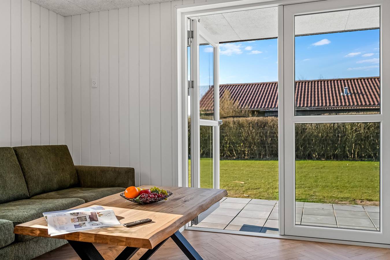 Modern holiday home with 3 bedrooms, completely renovated in 2025 and located close to Rinkøbing Fjord. in Stauning, Ringkøbing fjord