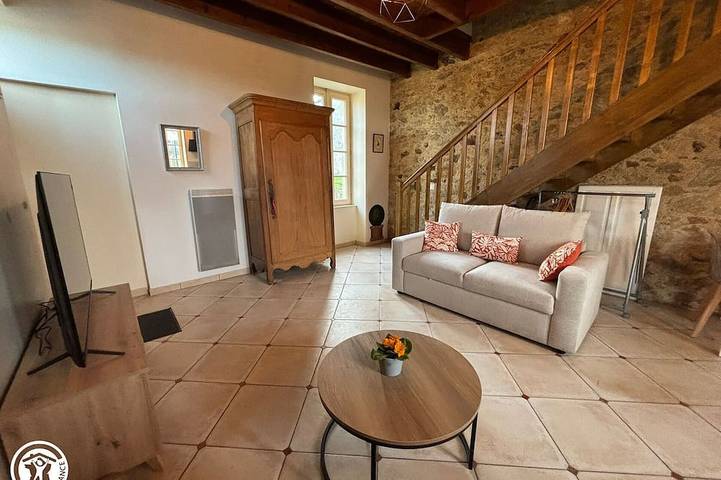Charmant Gîte en Vendée avec Parking Privé in La Gaubretière, Vallée de la Loire