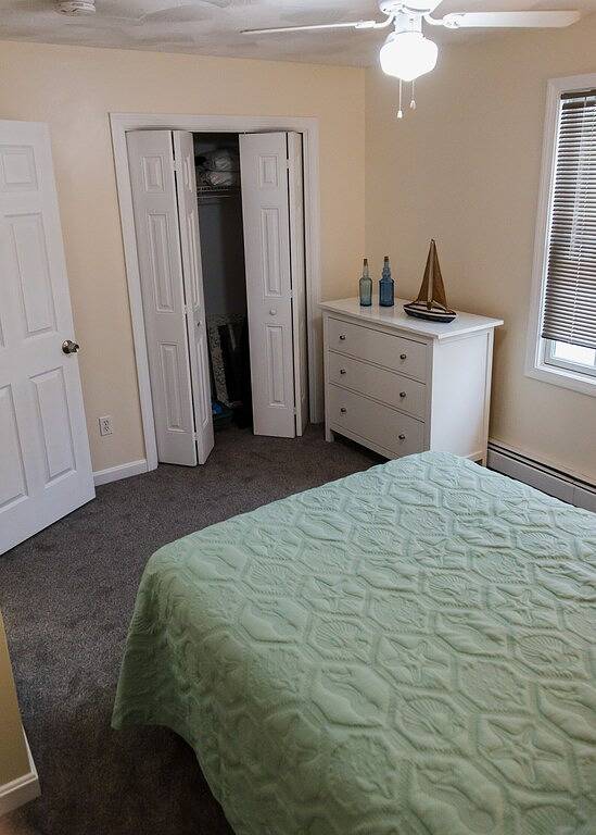 Vacation rental for 10 people, with terrace and yard in Narragansett