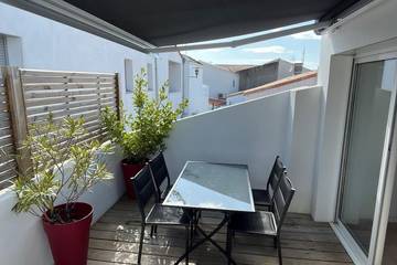 Location de vacances pour 5 personnes, avec jacuzzi et terrasse dans Office De Tourisme De La Tranche Sur Mer
