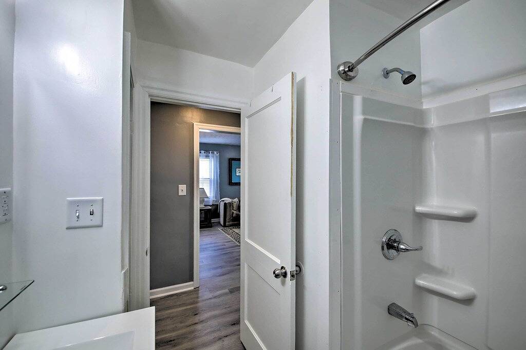 Steps to Speedway - Great for Race Fans! in Indianapolis, Indiana