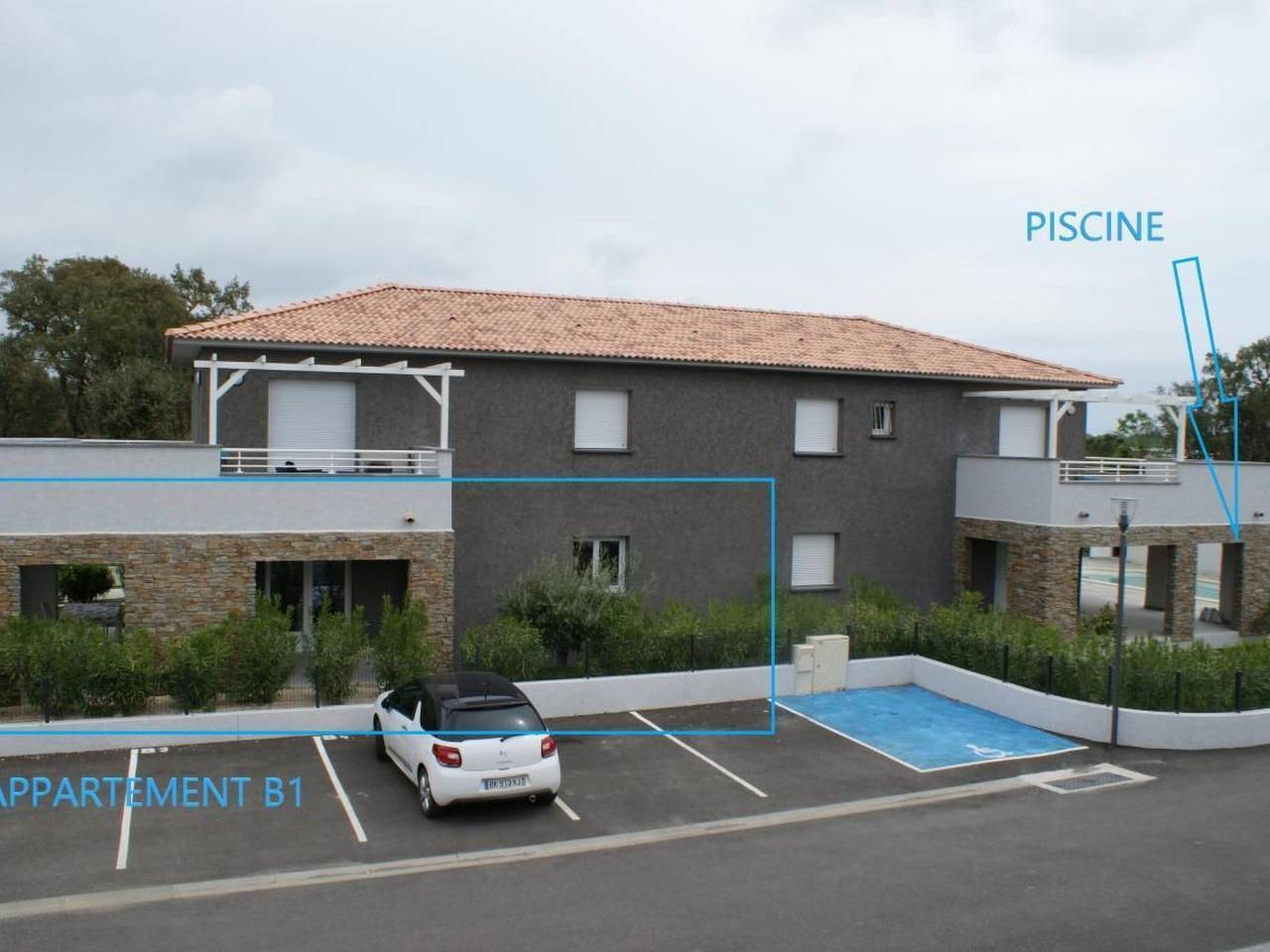 Apartamento entero, Wohnung (T3) **** Ghisonaccia Corse mit Pool in Ghisonaccia, Región de Corte