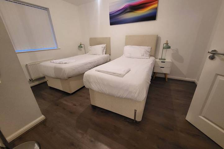Garland Apartment House, Dartford avec Netflix in Dartford, Kent