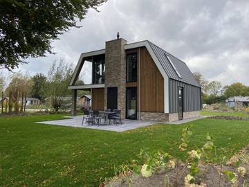 Location de vacances pour 10 personnes, avec jardin dans Biddinghuizen