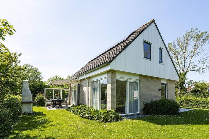 Ferienhaus für 6 Personen, mit Balkon/Terrasse und Terrasse