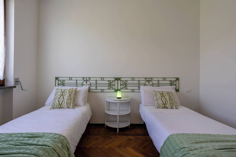 Villa Gabri 2 surrounded by greenery for families within walking distance of lake and center in Arona (Lago Maggiore), Comune di Arona