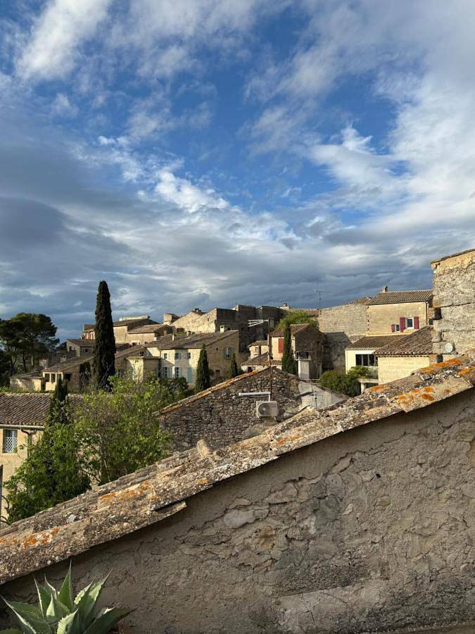 Gîte pour 4 personnes, avec terrasse et vue à Sanilhac-Sagriès