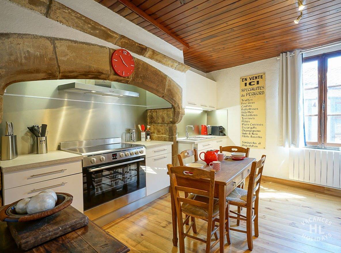 Maison dans le cœur d'un village médiéval, Vallée du Lot in Figeac, Massif central